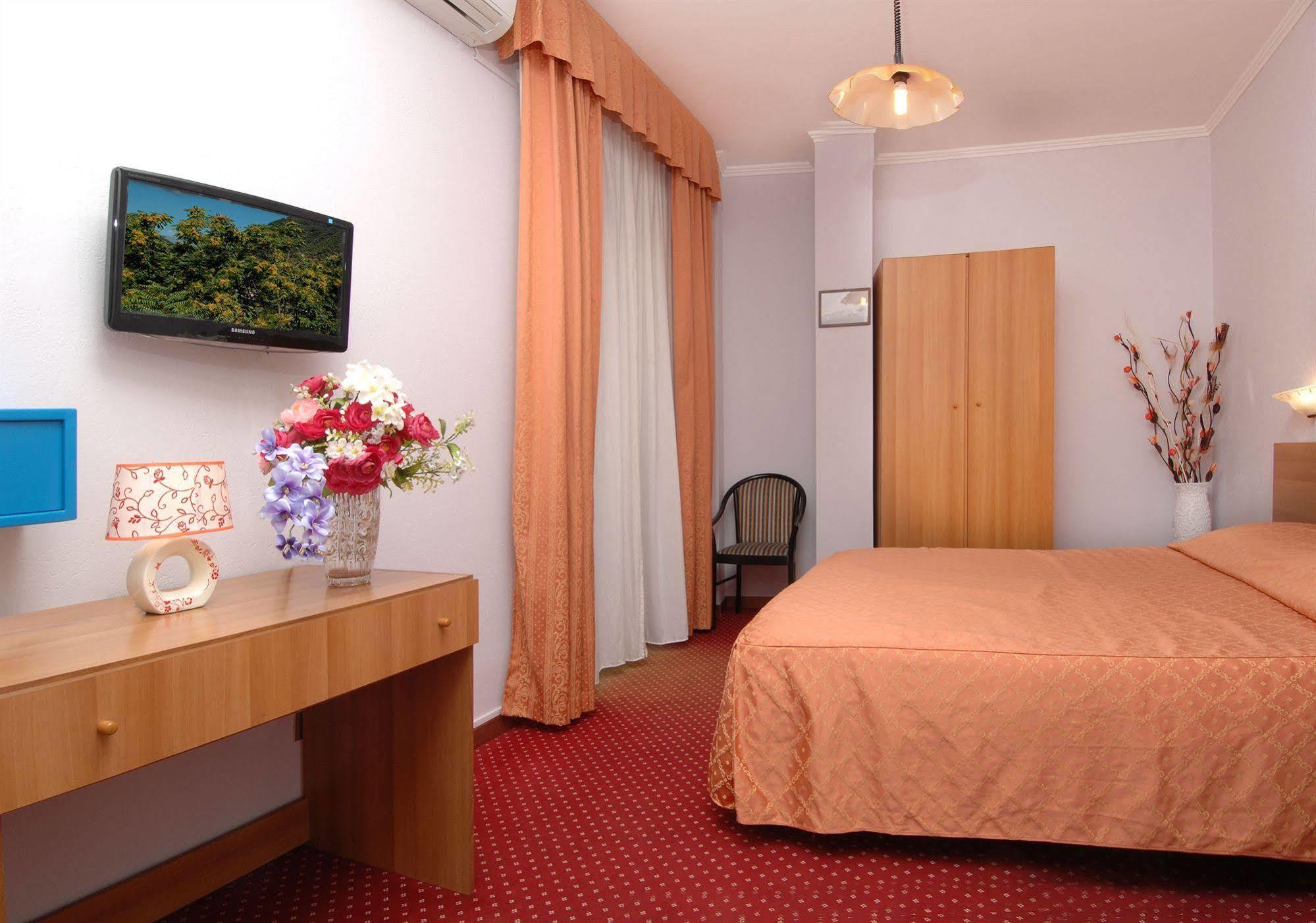 Hotel Sorriso San Remo Zewnętrze zdjęcie